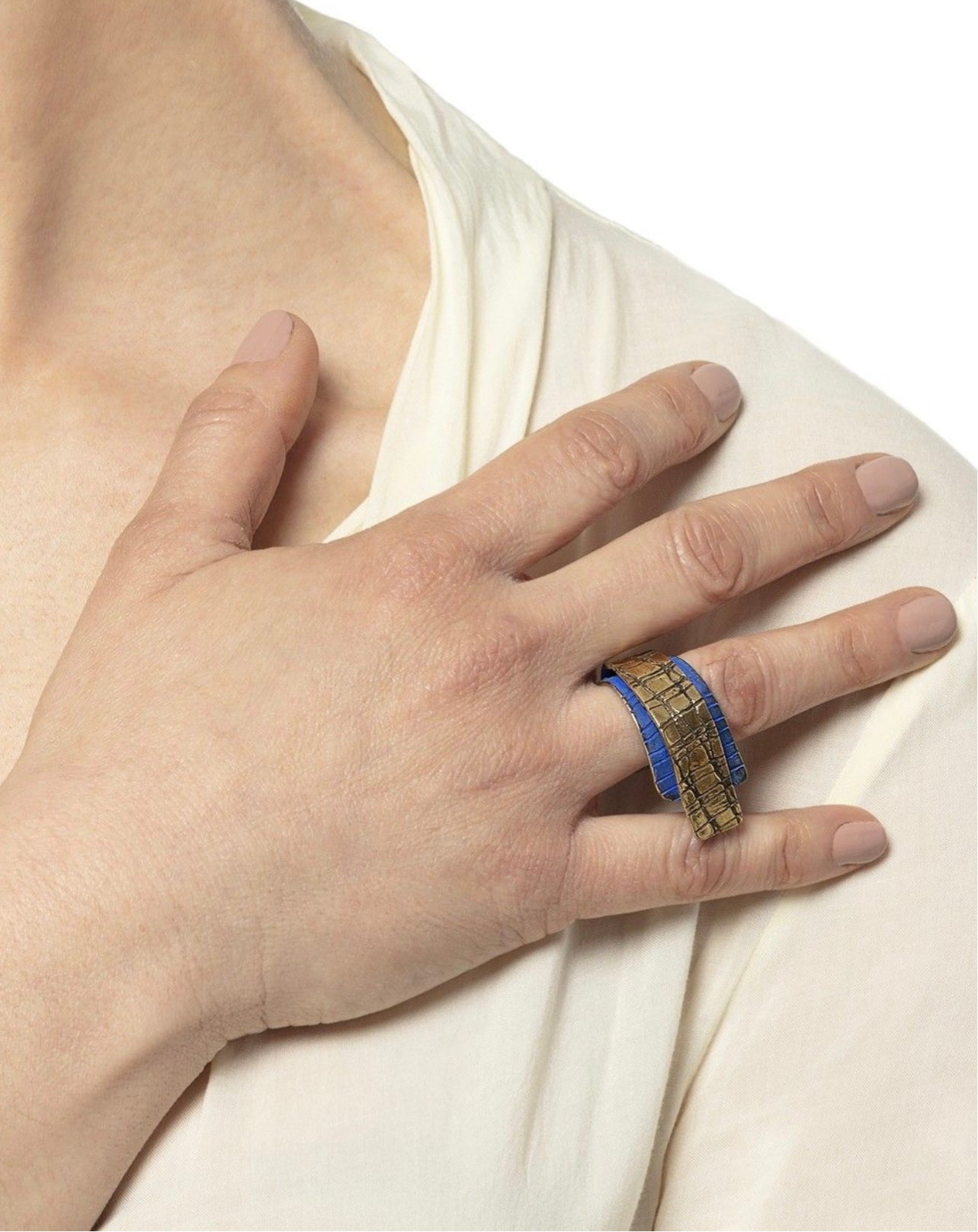 Anillo Cocodrilo azul