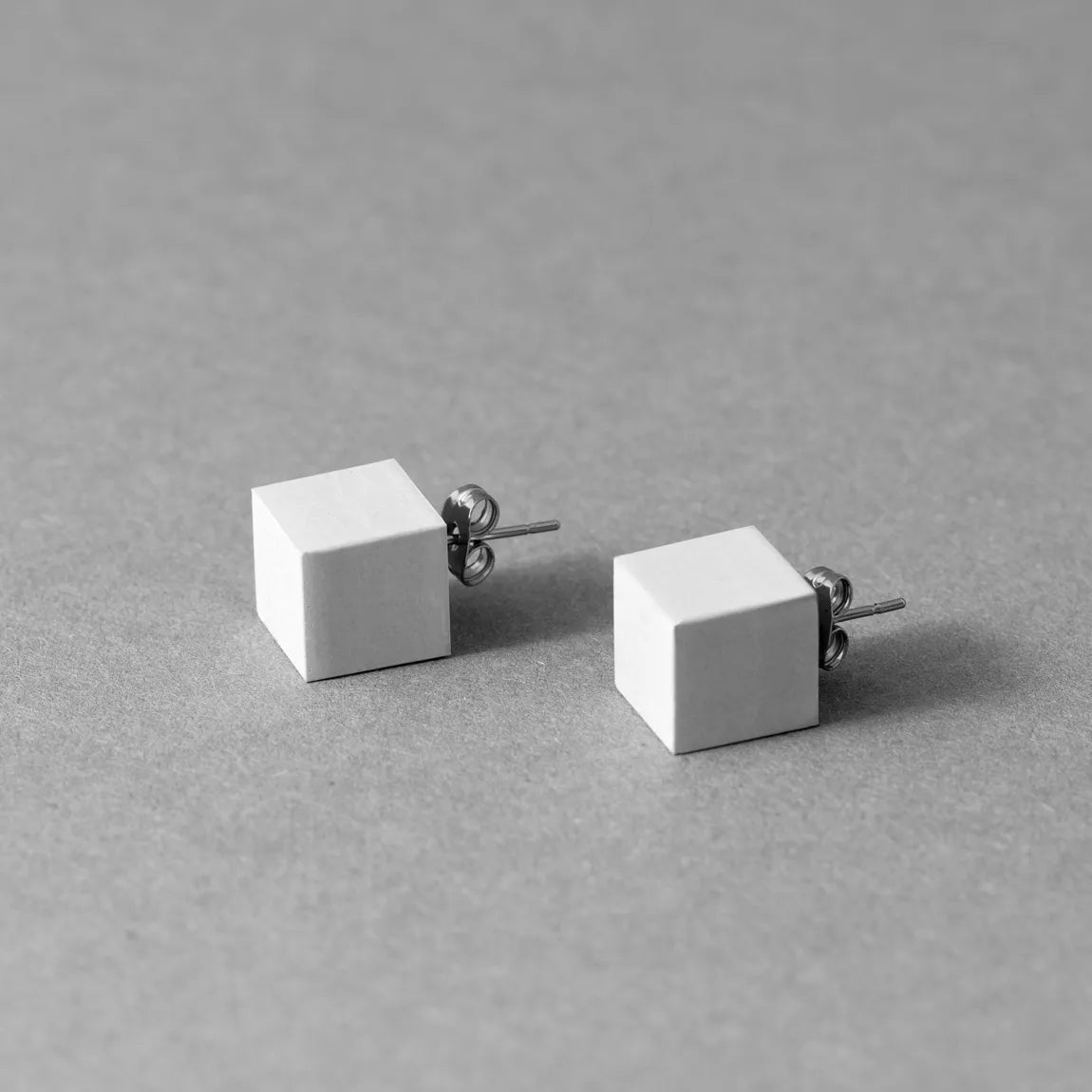 Pendientes cube