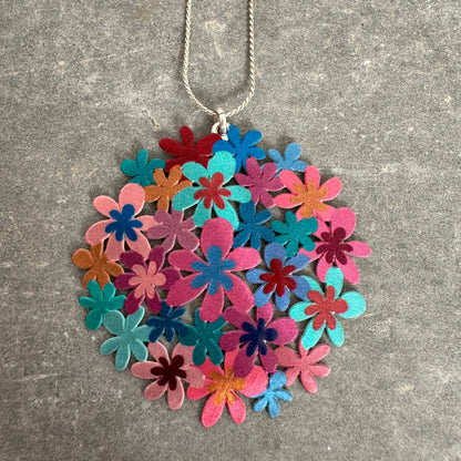 COLGANTE BOUQUET TURQUESA CORTO